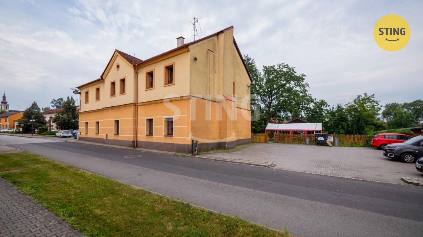 Restaurace · 500 m² · Náměstí, Paskov - 4