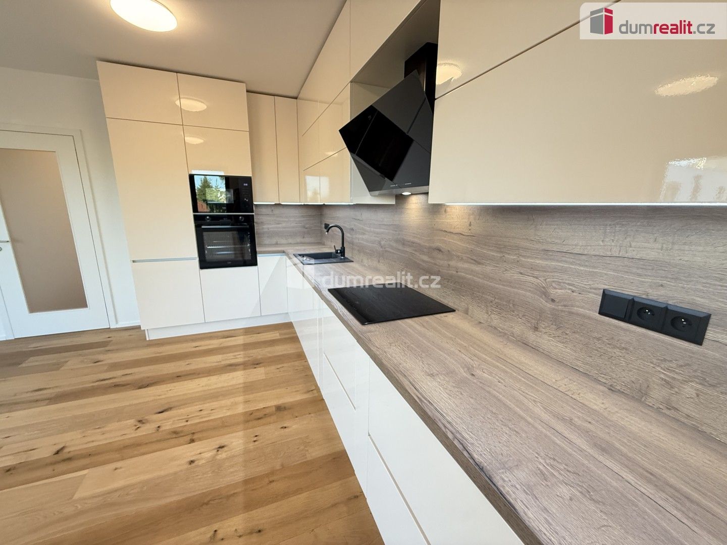 Pronájem byt 2+kk - Strážovická,Praha-Zličín, 61 m² - 5