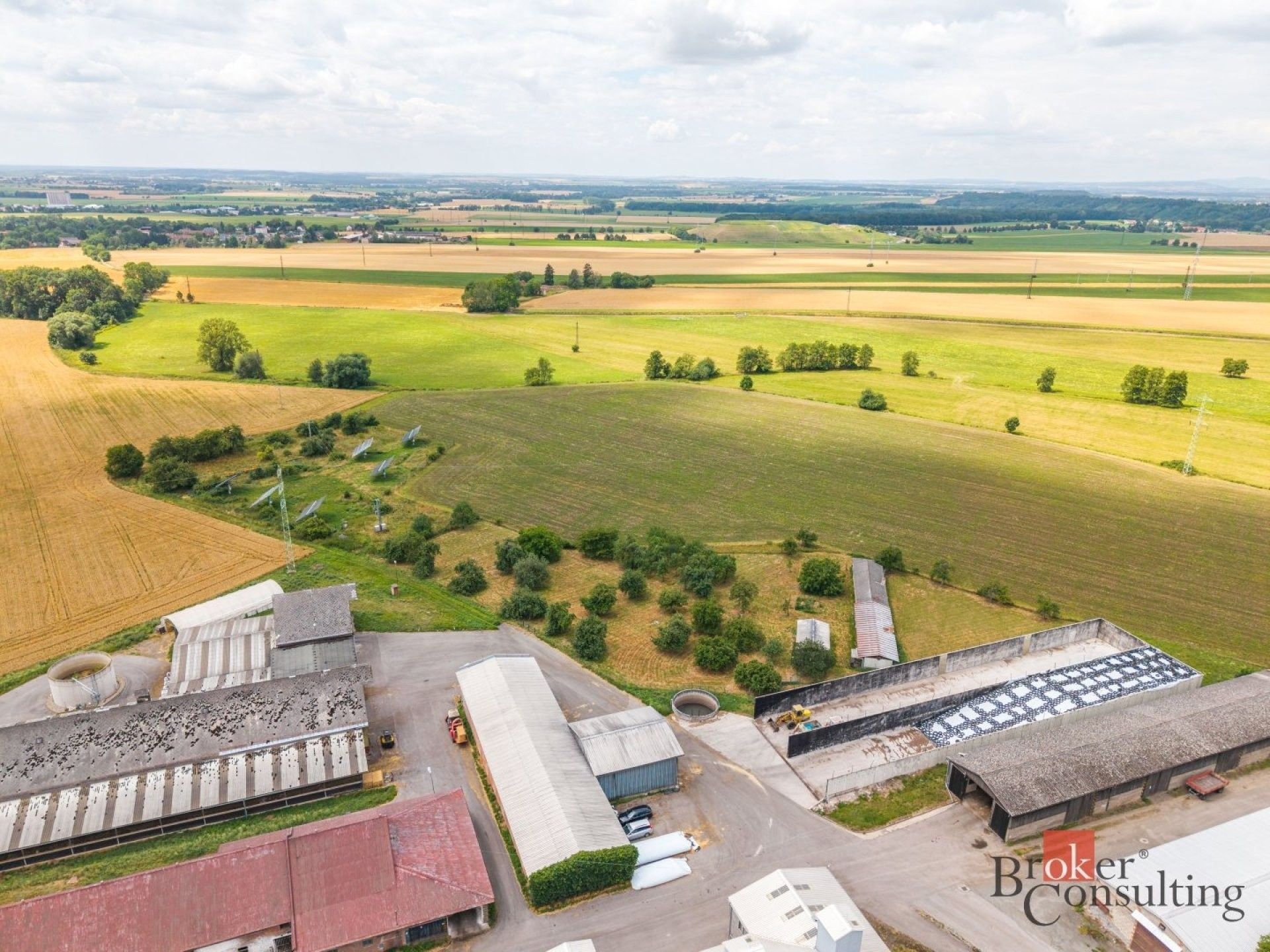 Komerční pozemek · 5 636 m² · Val - 4