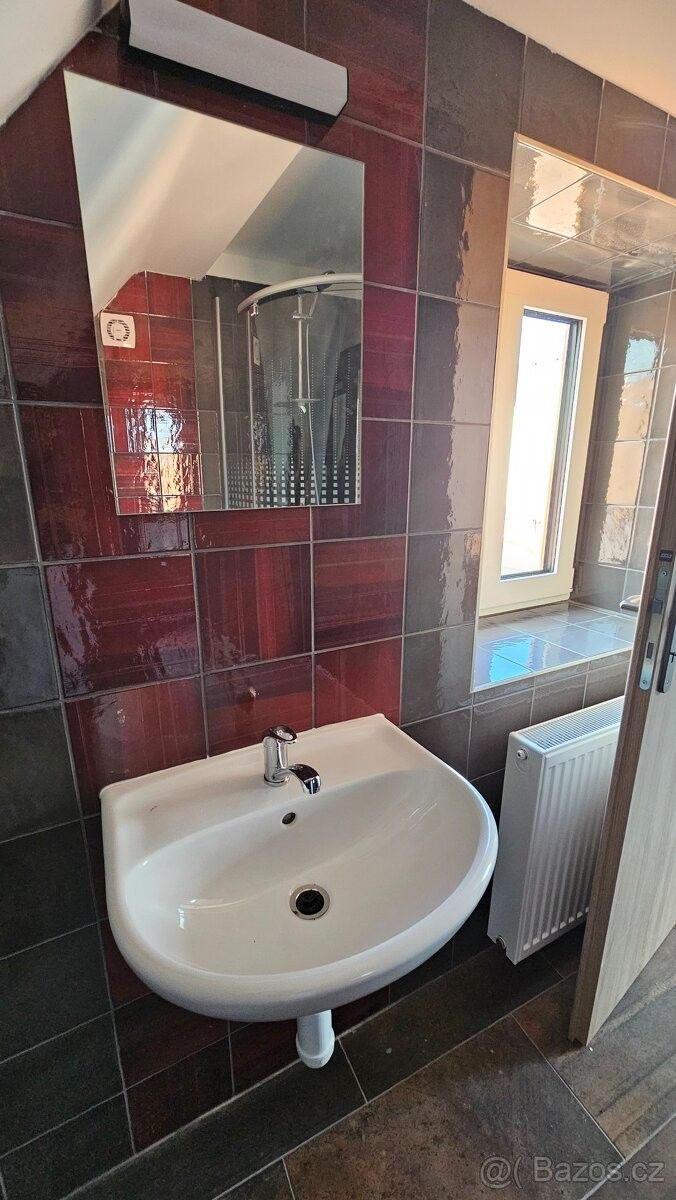 Pronájem byt 2+kk - Netolice, 384 11