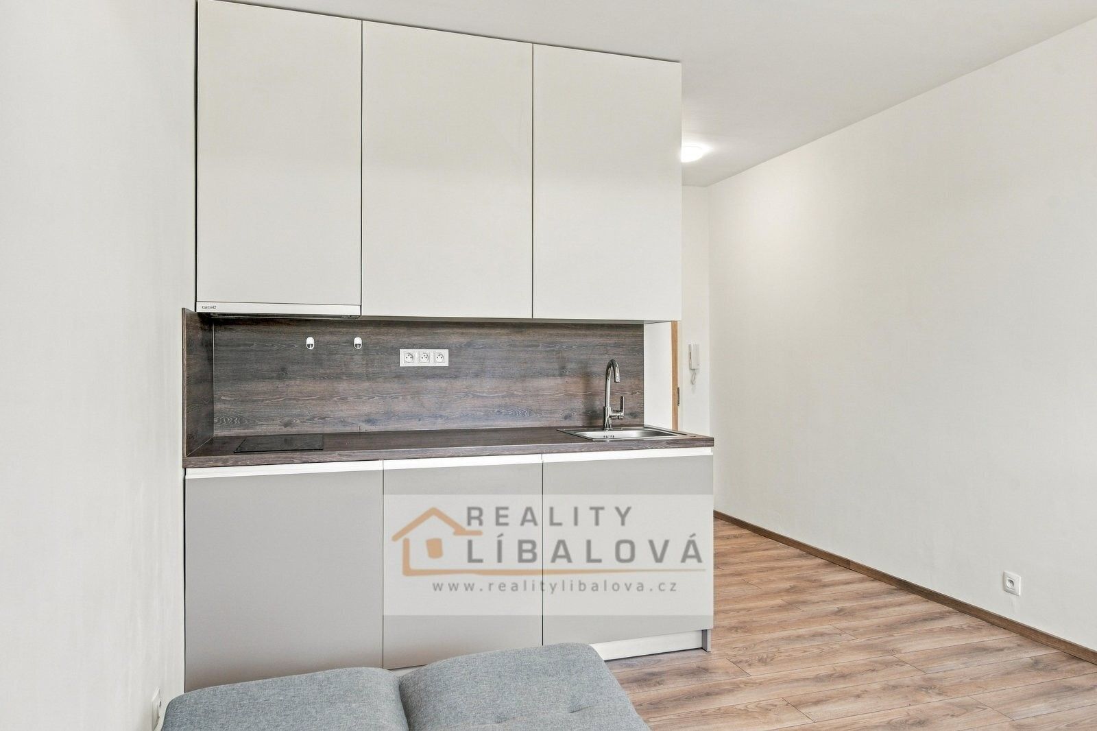 Pronájem byt 1+kk - Mošnova, Ústí nad Labem, 20 m² - 5