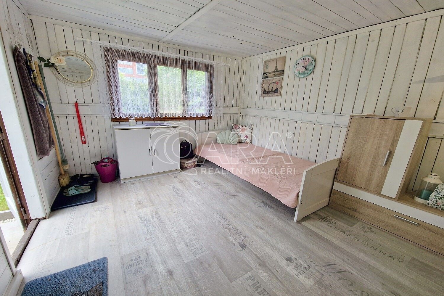 Prodej chata - Praha, 11 m²