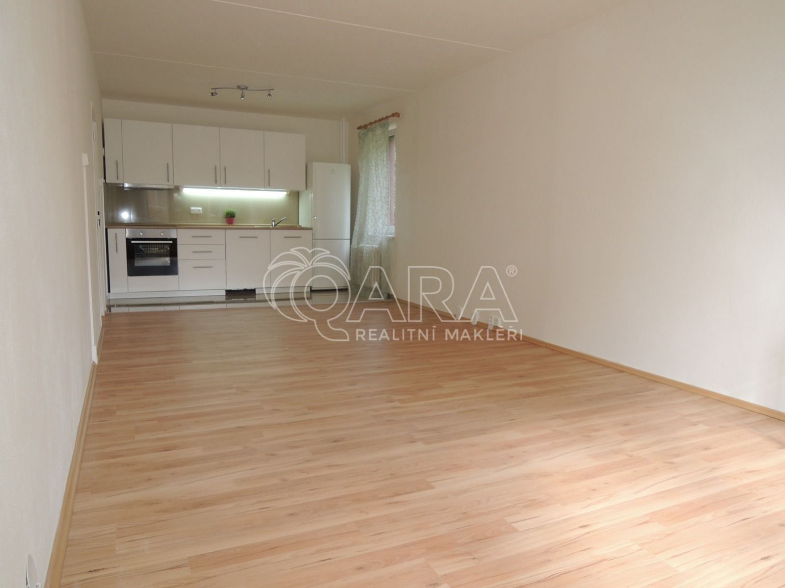 3+kk, Praha, 77 m² - 2