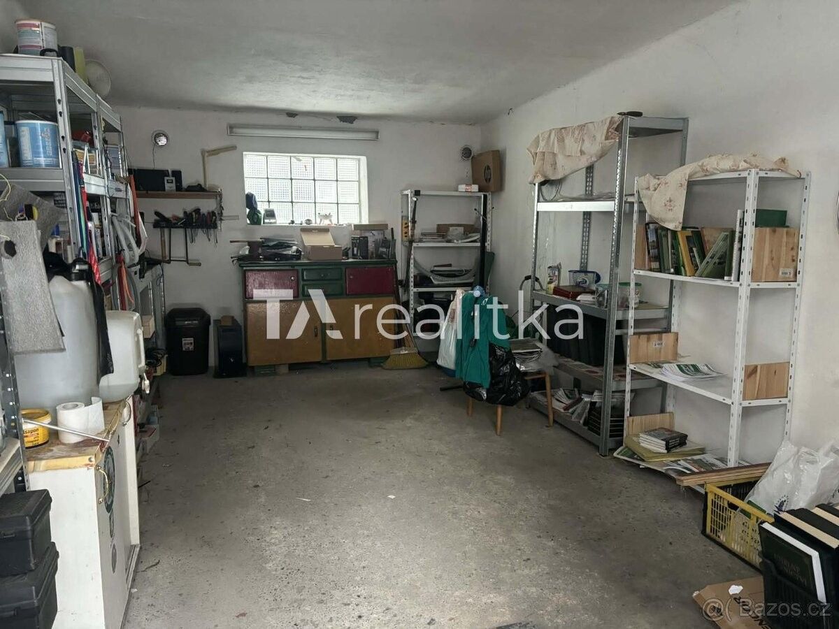 Prodej garáž - Karviná, 733 01