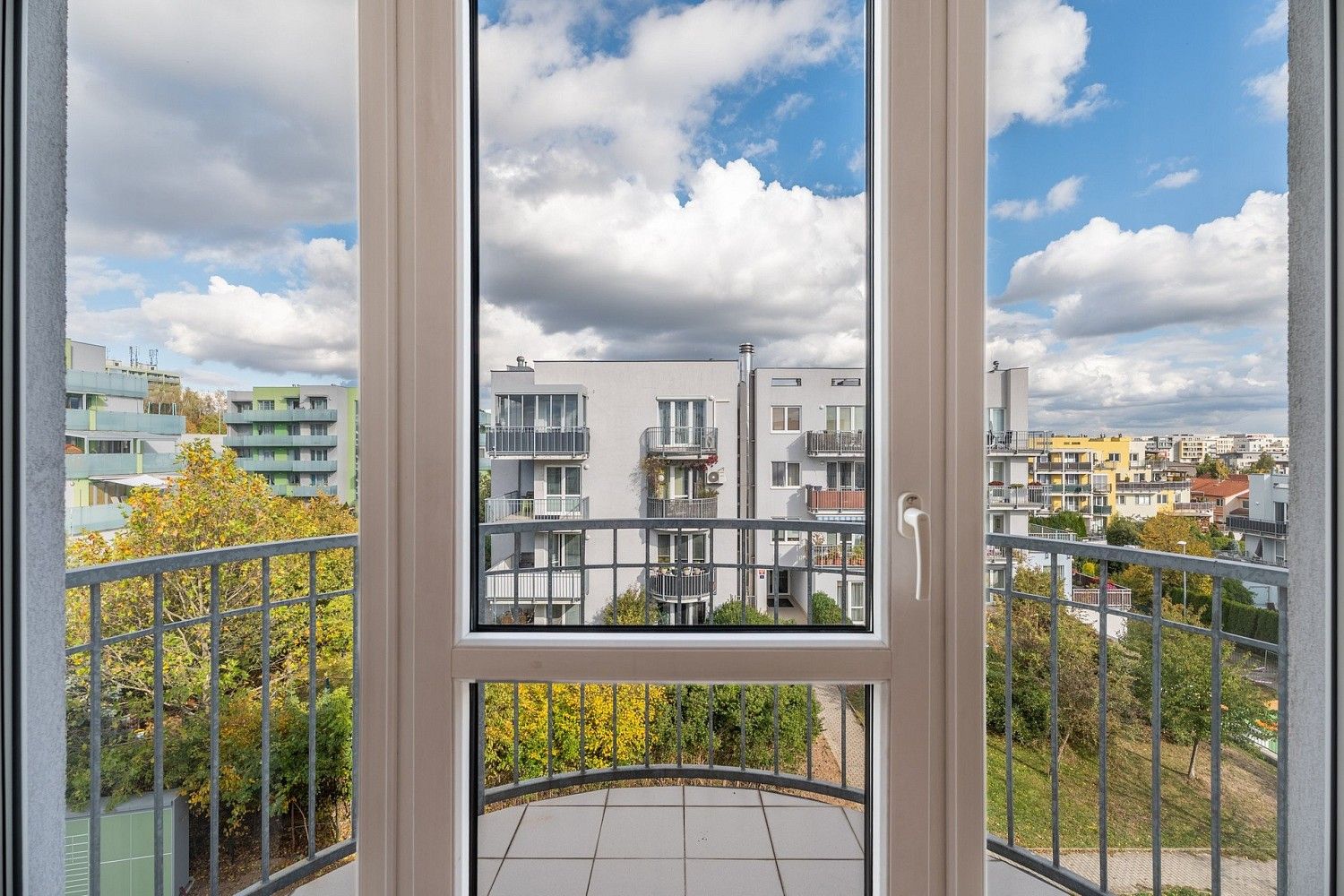 1+kk, Wiesenthalova, Praha 5 - Řeporyje, 42 m² - 1