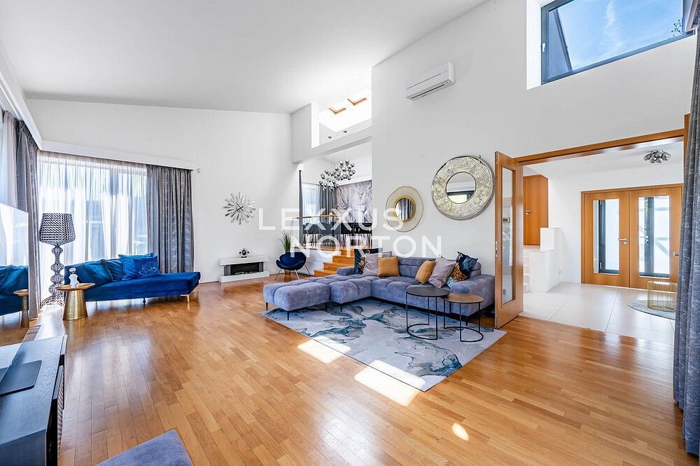 Rodinné domy, Praha - Dejvice, okres Praha 6, Hlavní město Praha, 348 m² - 2