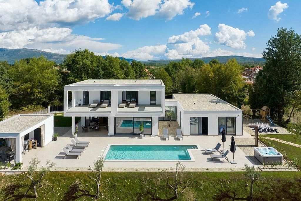 Rodinný dům, 290 m²