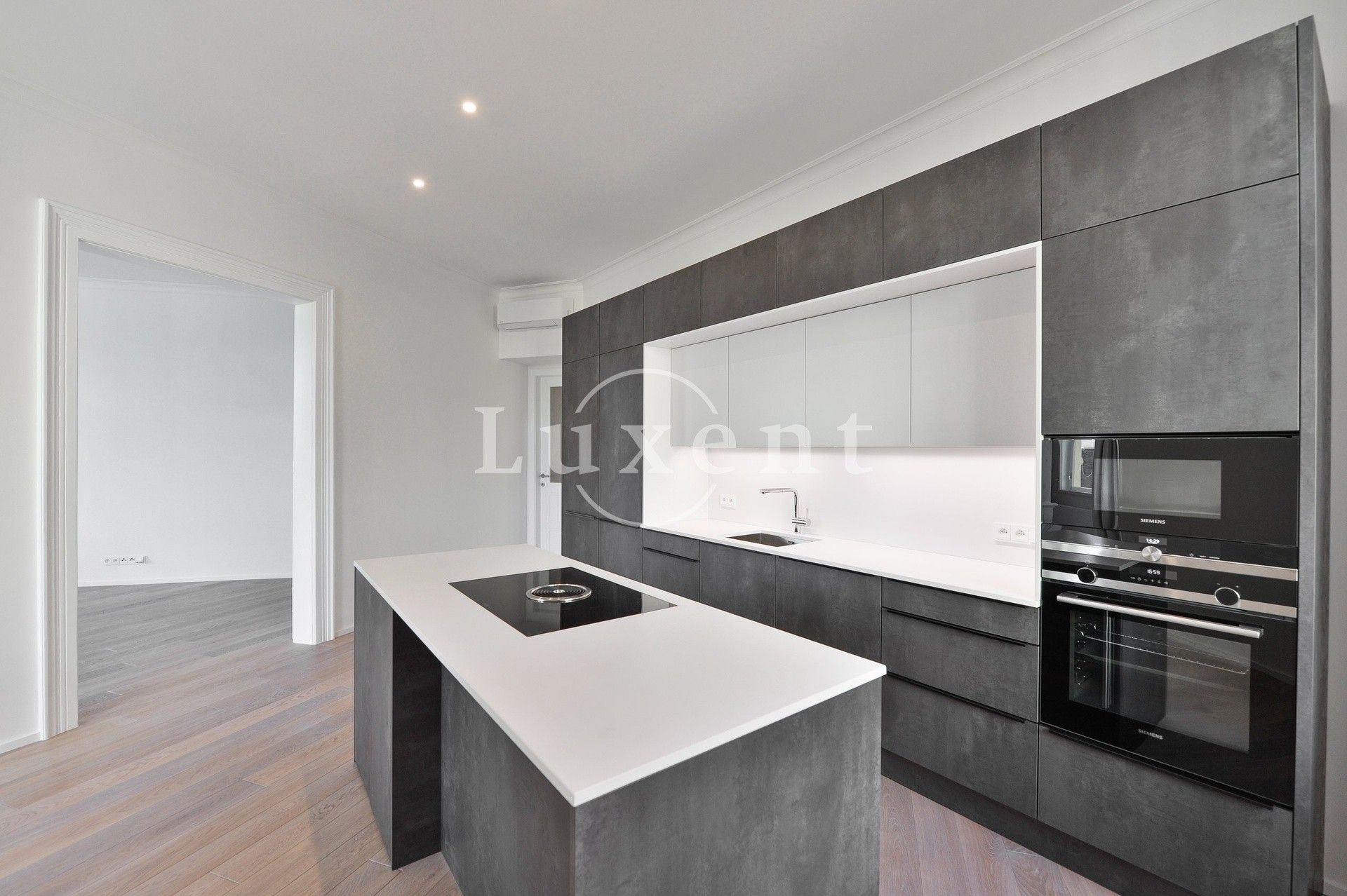 3+kk, náměstí Jiřího z Poděbrad 1561, Praha Vinohrady, 137 m² - 2