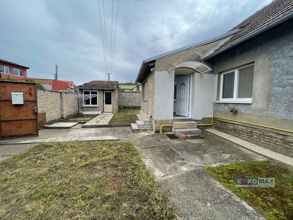 Rodinné domy, Na Rybníčku, Dubňany, 120 m²