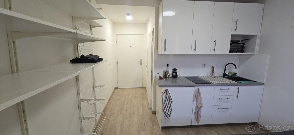 Byty, Praha, 158 00