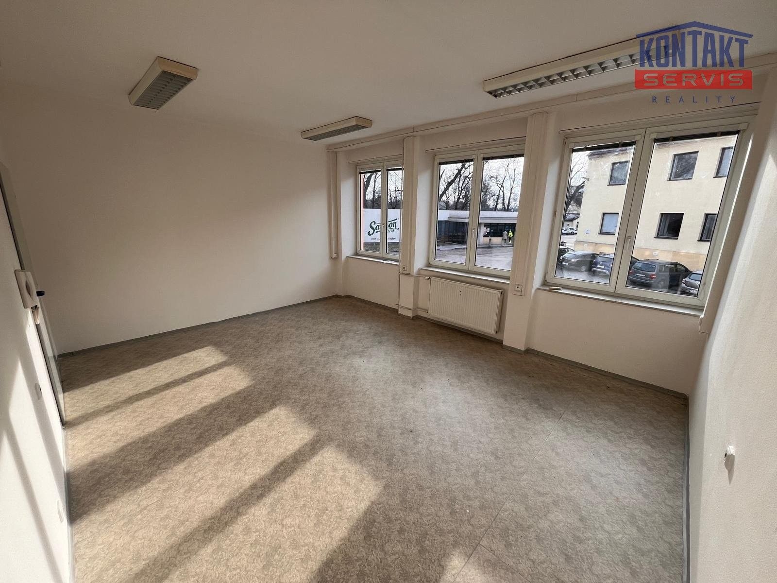 Kancelář · 15 m² · České Budějovice 7 - 4