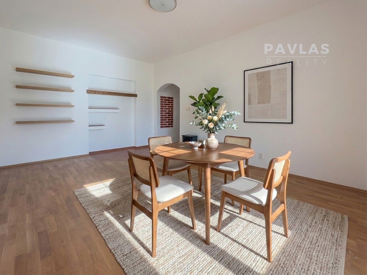 Rodinný dům, 570 m²