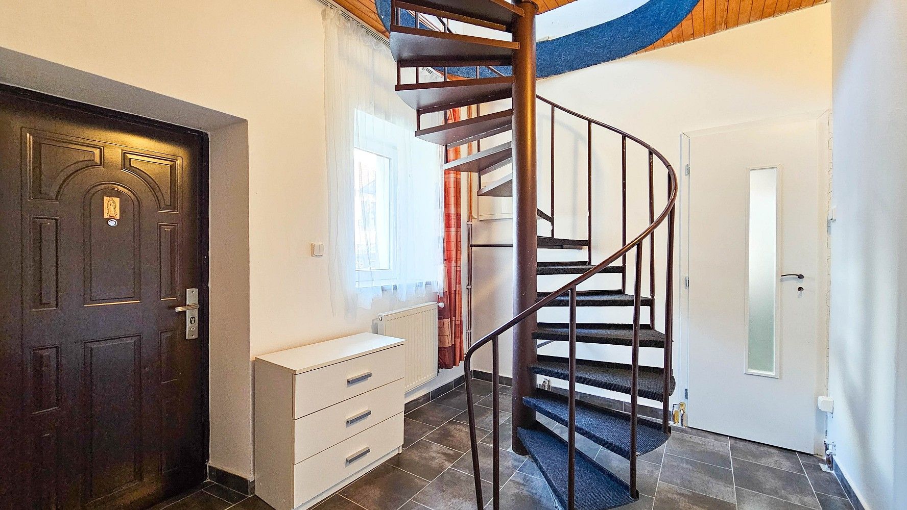 Byt 1+1 · 65 m² · Pražská, Stříbrná Skalice, okres Praha-východ - 4