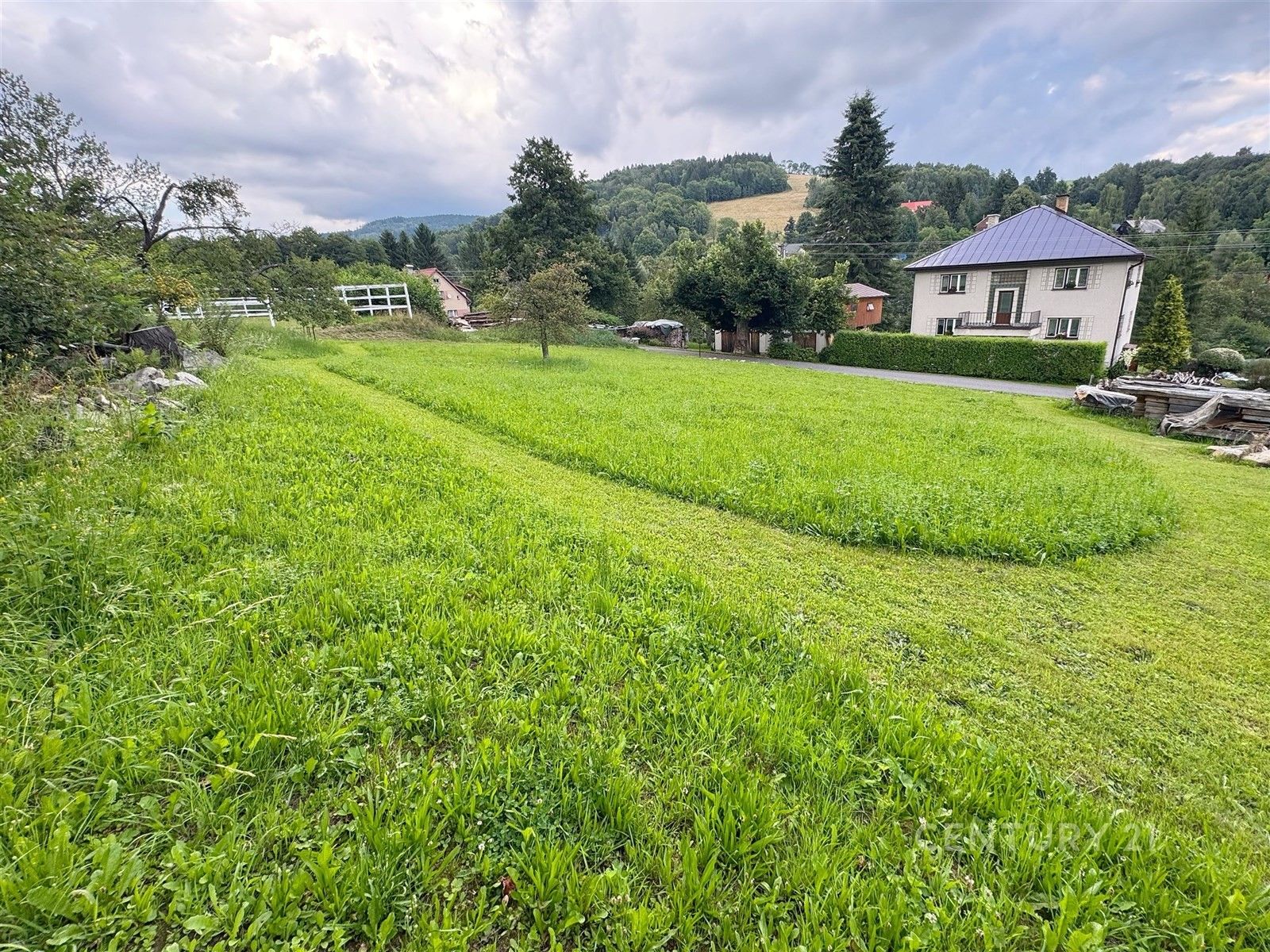 Prodej pozemek pro bydlení - Zlatá Olešnice