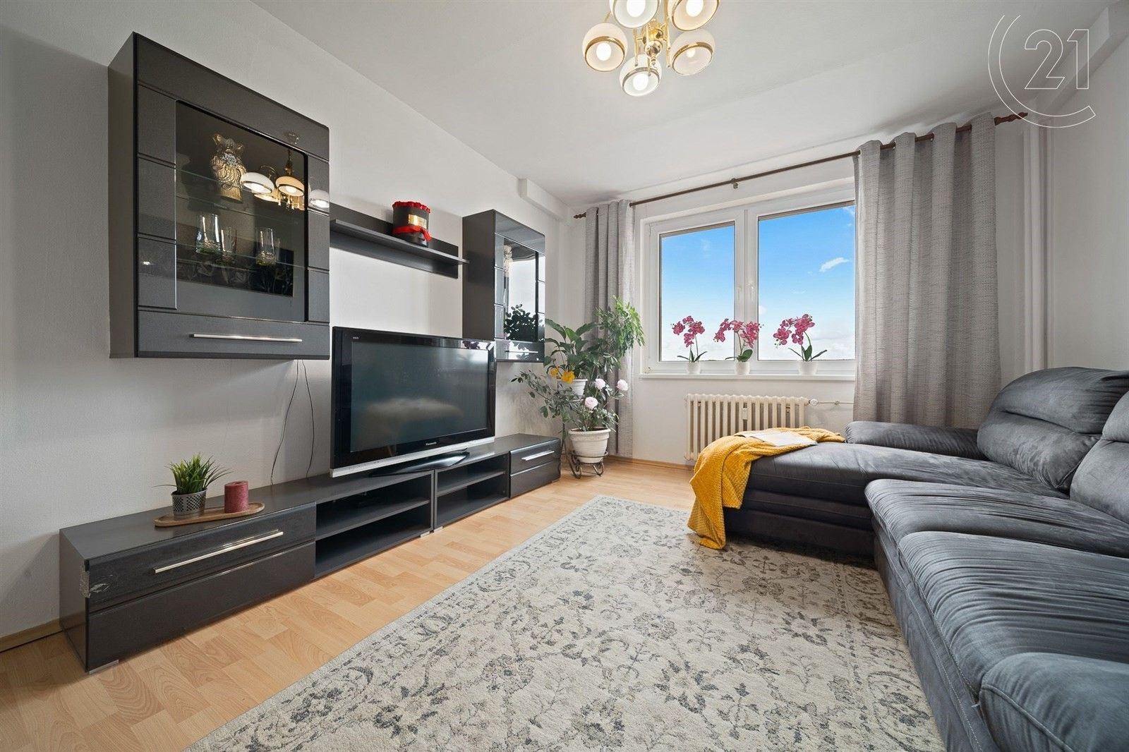 Prodej byt 2+kk - Štúrova, Praha, 40 m²