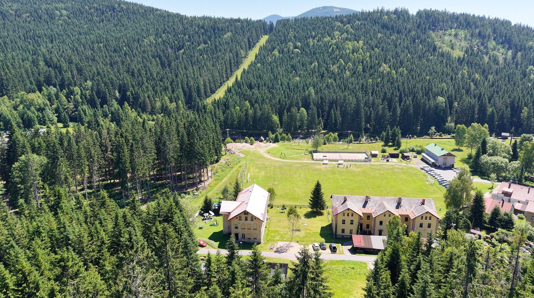 Chalupy, Kořenov, okres Jablonec nad Nisou, 250 m² - 1