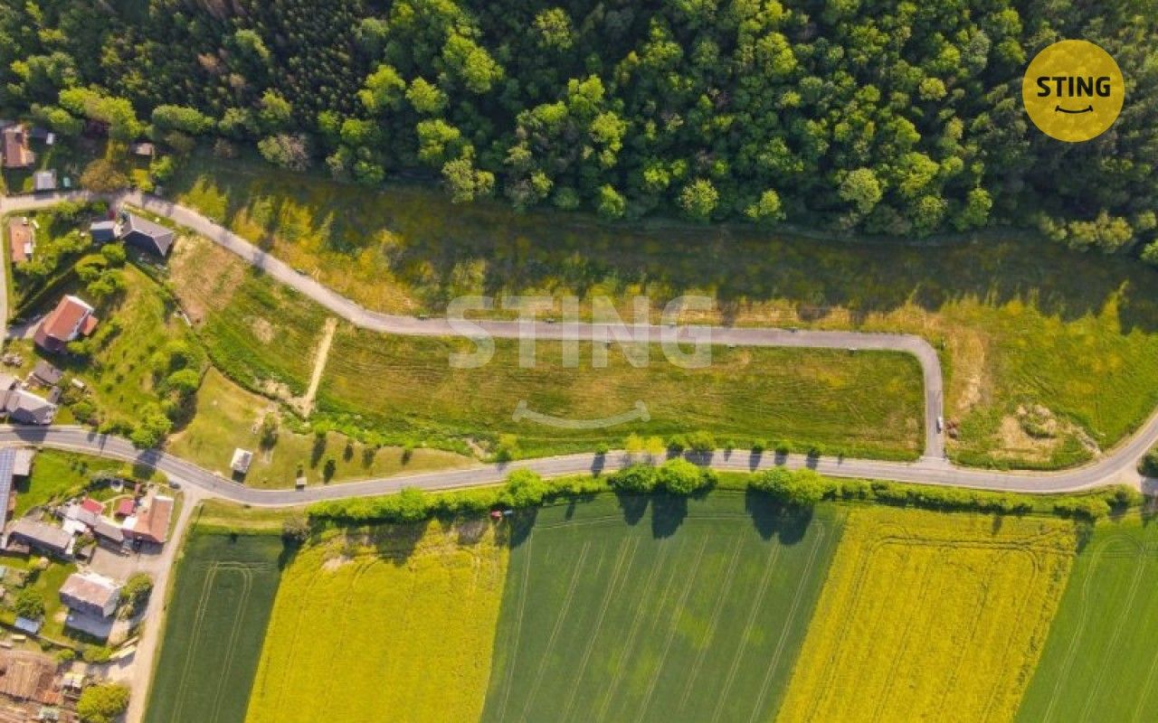 Pozemek pro bydlení · 911 m² · Police - 3
