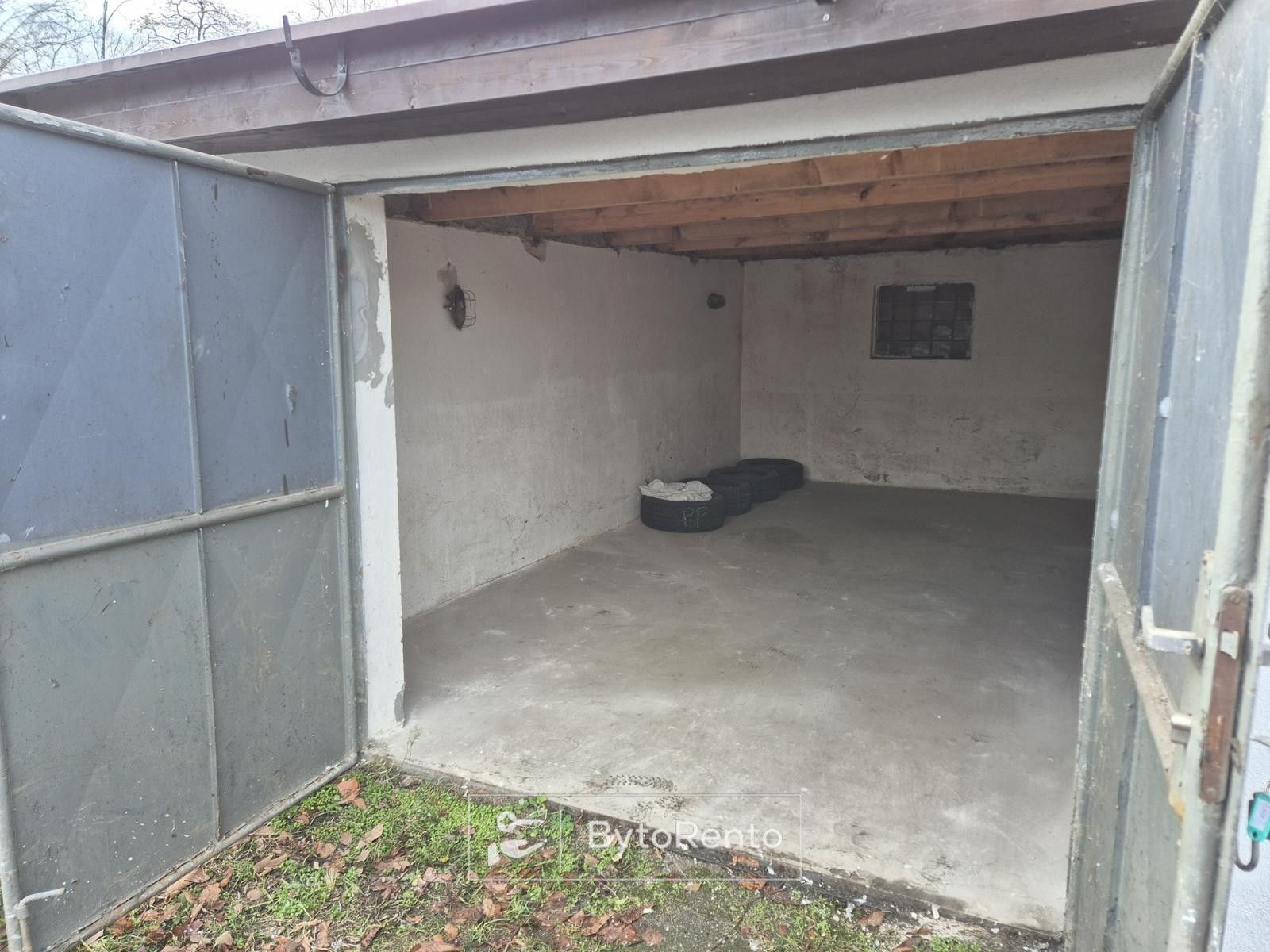 Pronájem garáž - Ibsenova, Ostrava, 22 m²