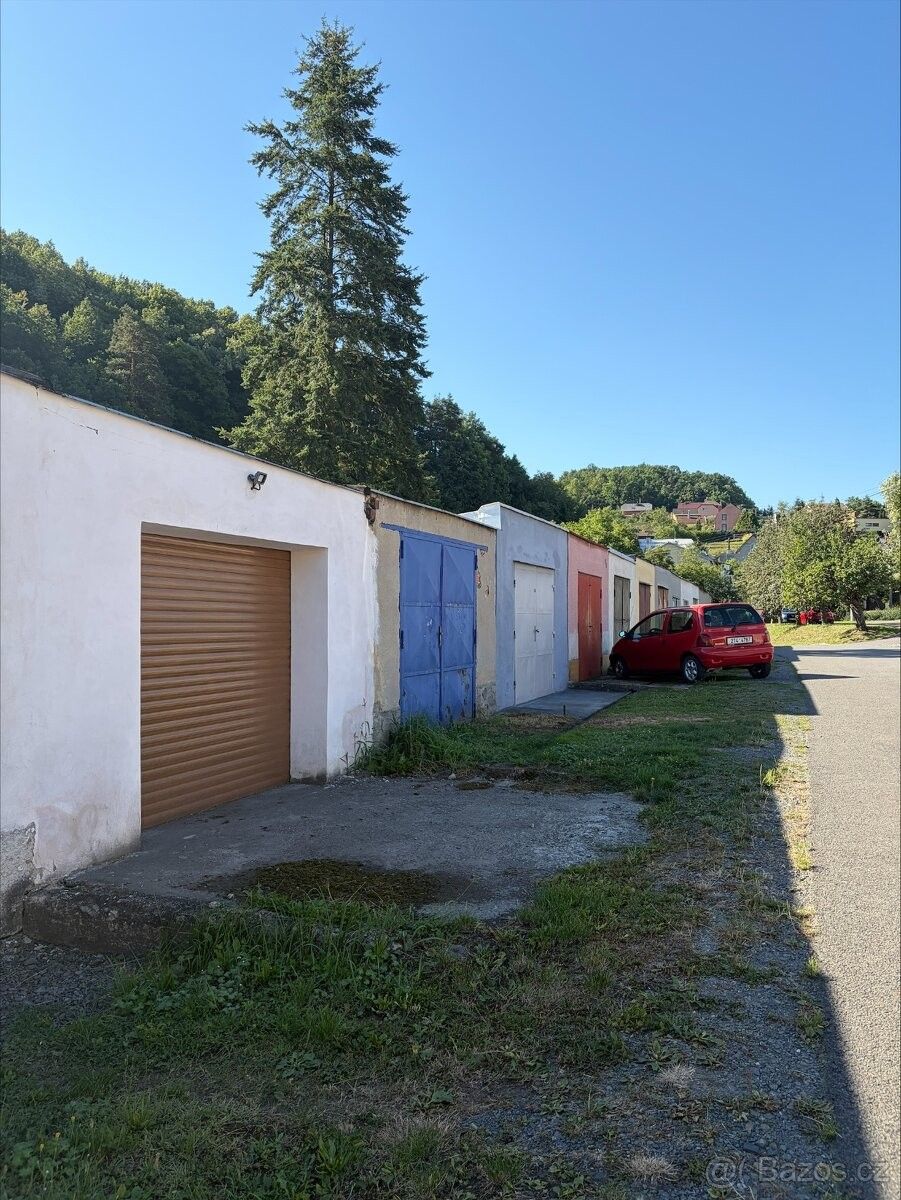 Garáže, Fulnek, 742 45 - 1