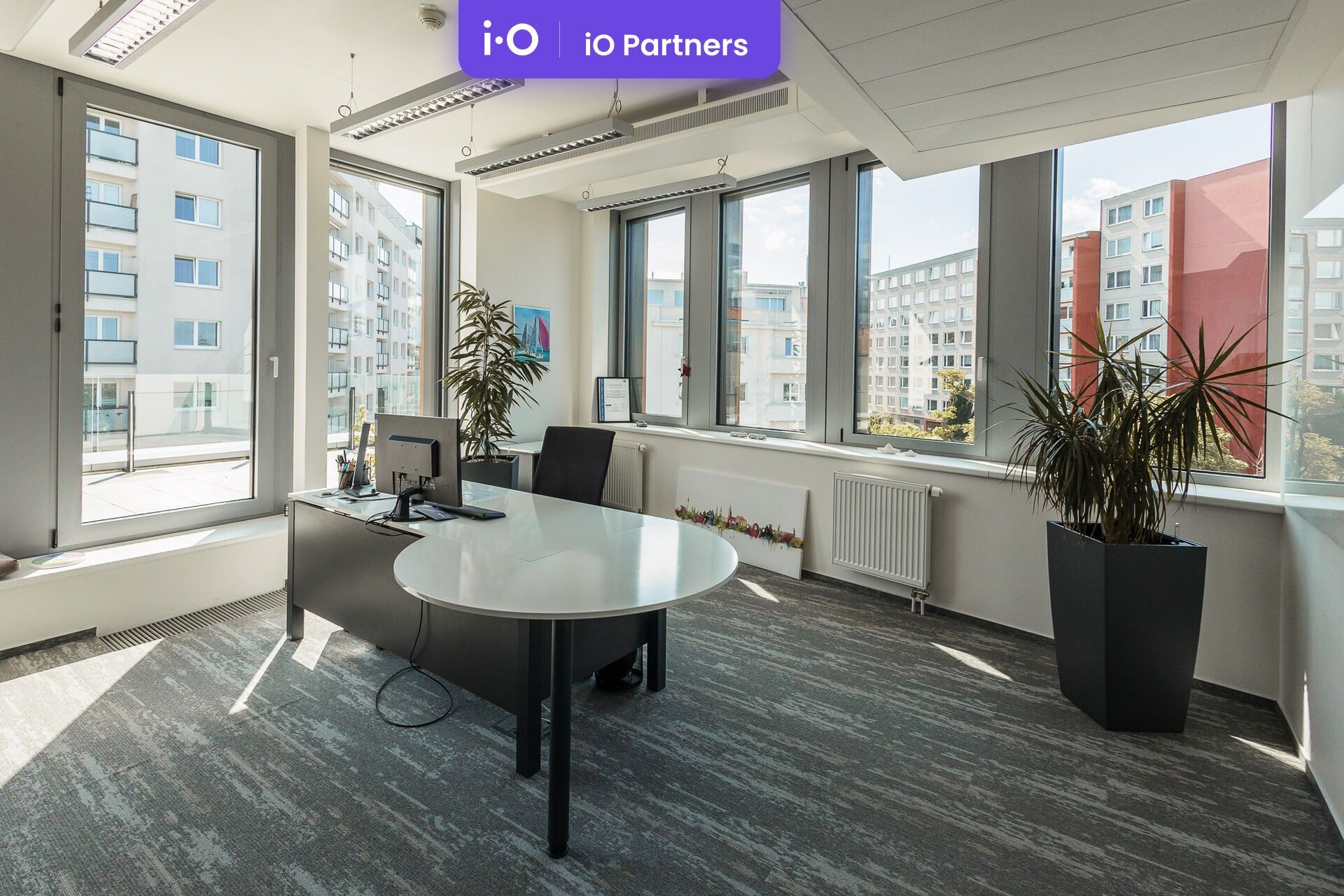 Pronájem kancelář - Lomnického, Praha, 537 m²