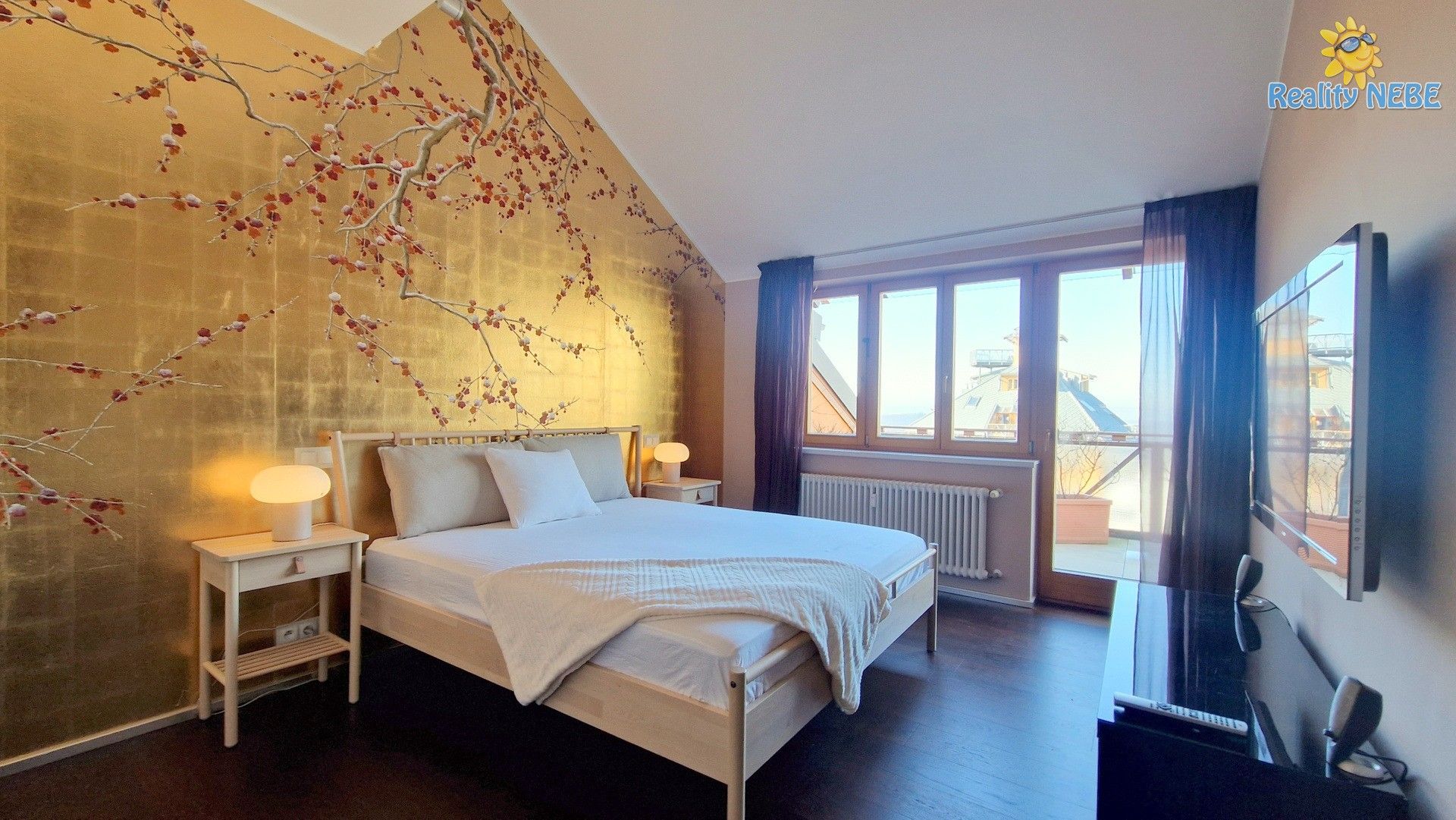 Pronájem byt 3+kk - Pláničkova, Praha, 200 m²