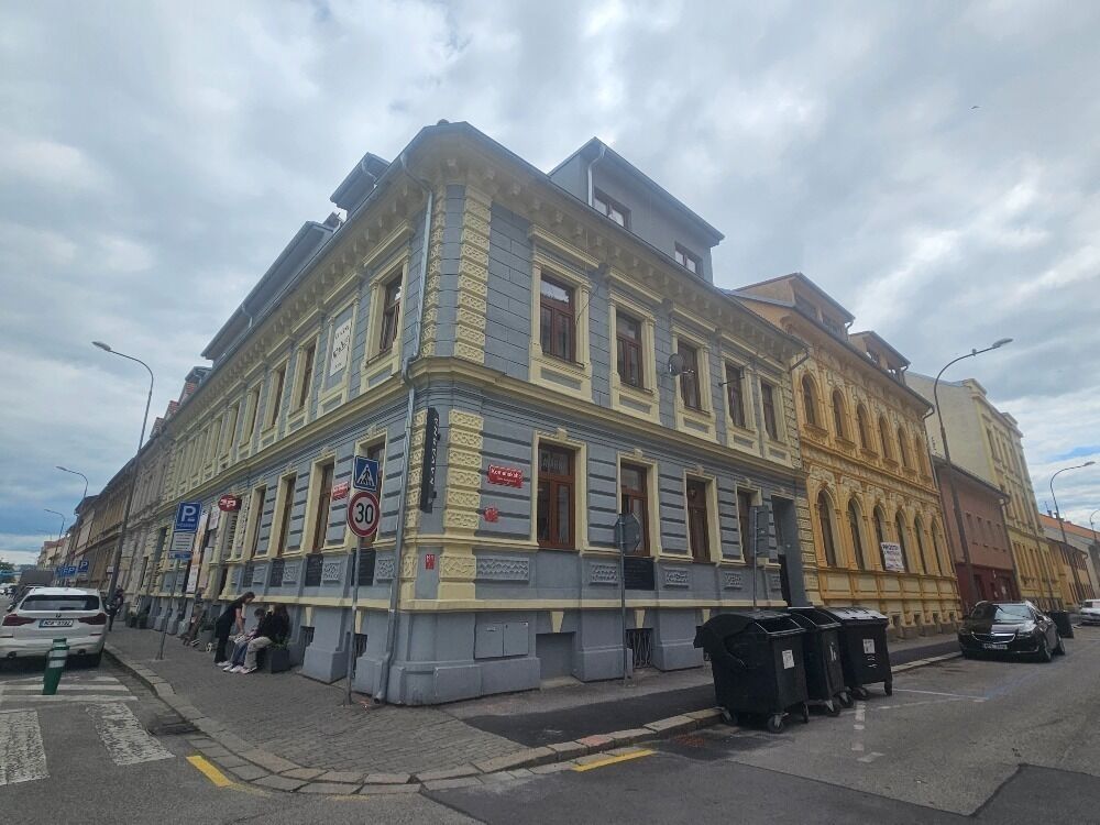 Pronájem obchodní prostory - Matice školské, České Budějovice, 300 m²