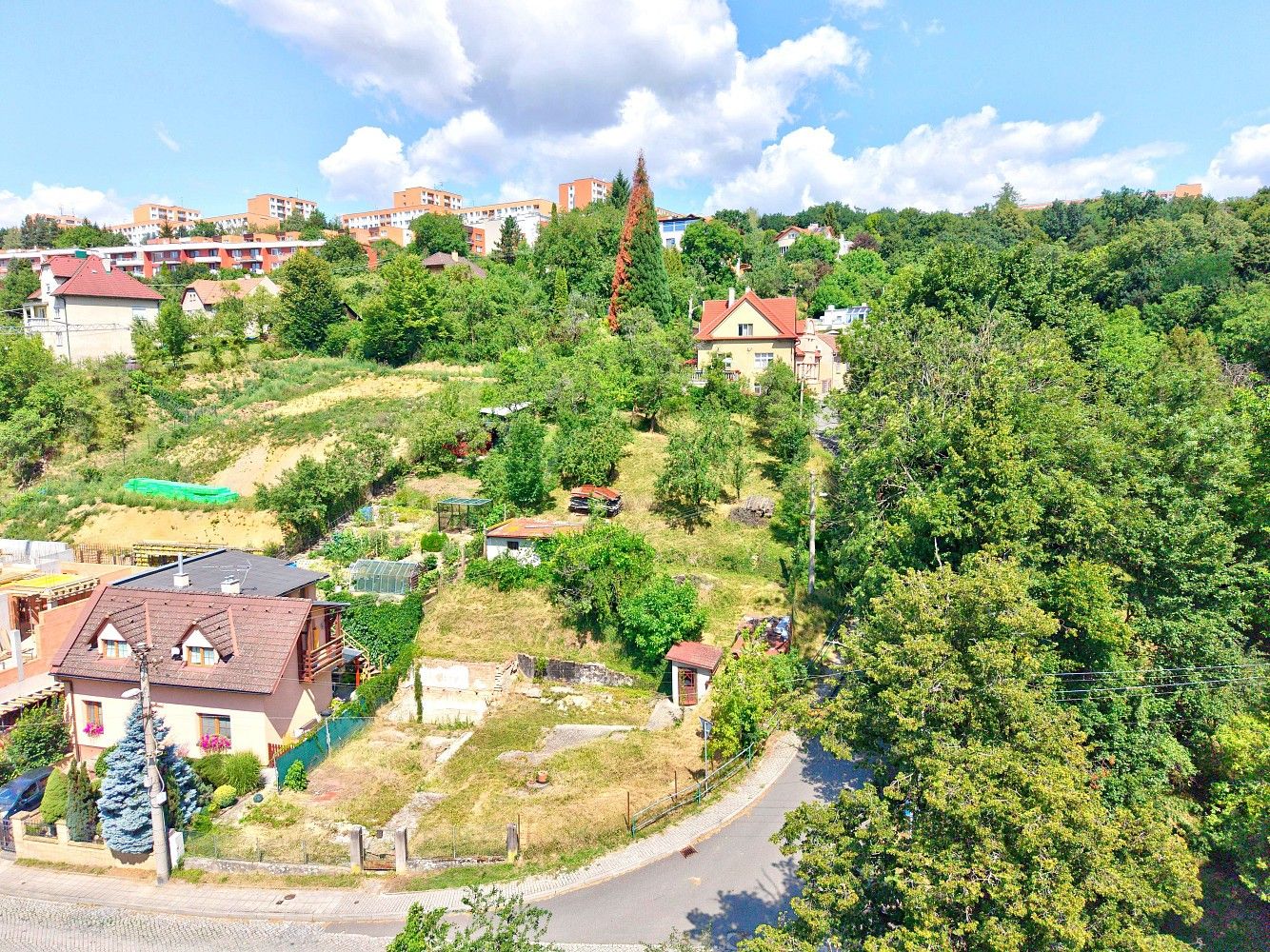 Pozemky pro bydlení, Pod Nivami, Zlín - 1