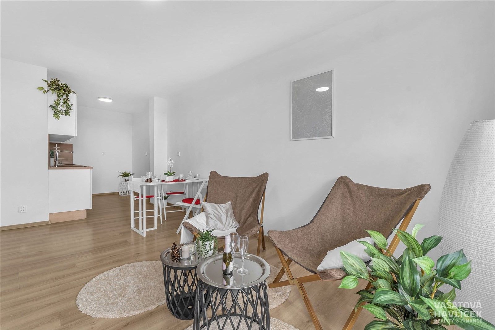 2+kk, Jungmannova , Hradec Králové Pražské Předměstí, 55 m² - 1