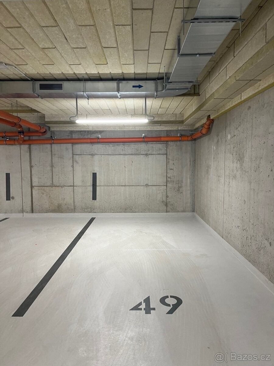 Pronájem garáž - Praha, 158 00