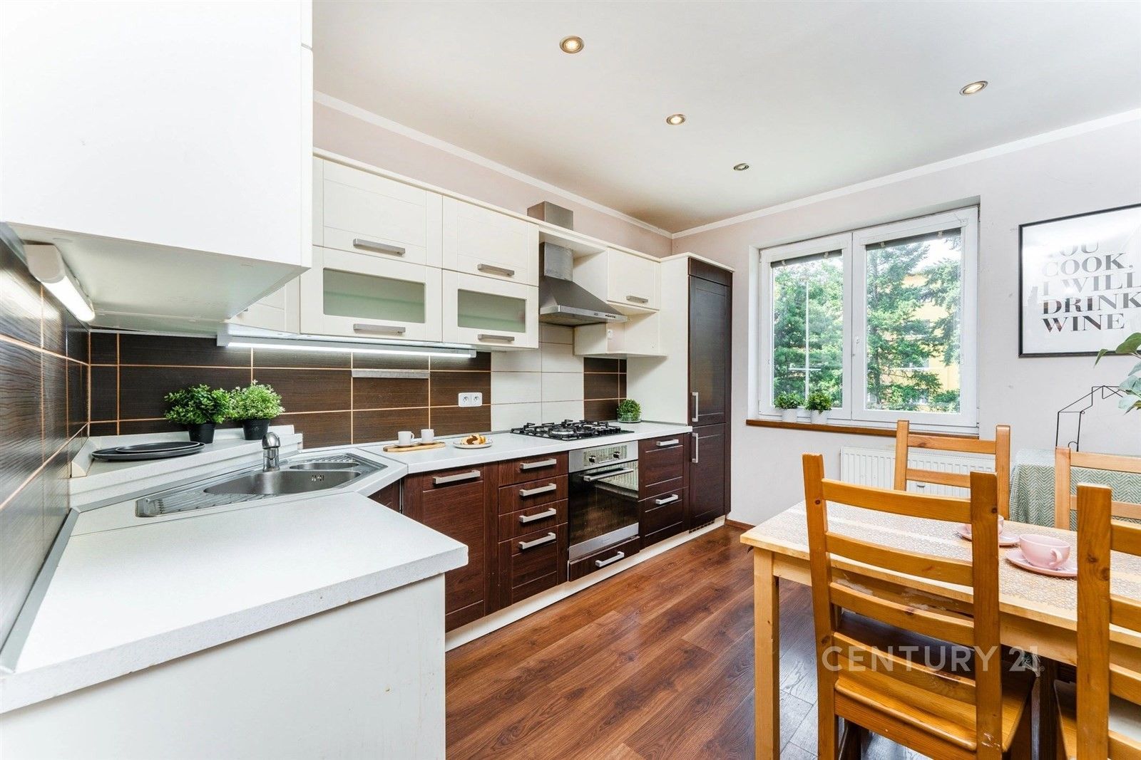 Pronájem byt 3+1 - Krupská, Praha, 78 m²