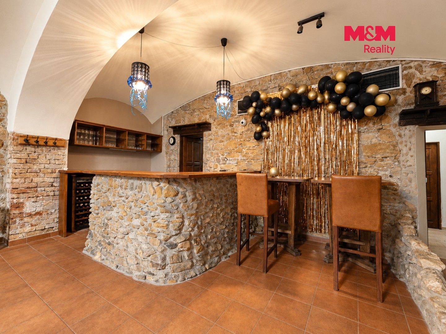 Restaurace · 71 m² · náměstí Smiřických, Kostelec nad Černými lesy - 3