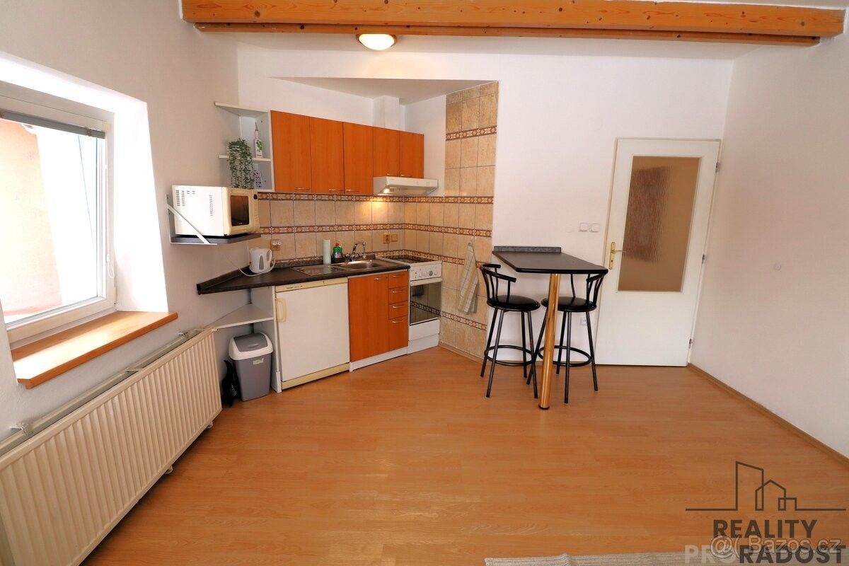 Pronájem byt - Brno, 642 00