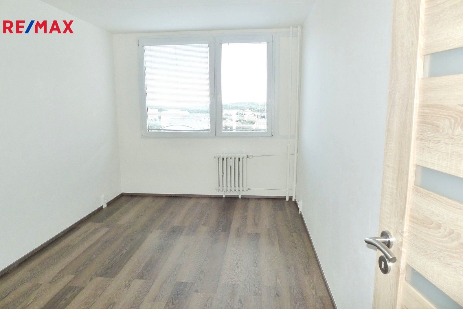 Pronájem byt 2+kk - Makovského, Praha, 40 m²