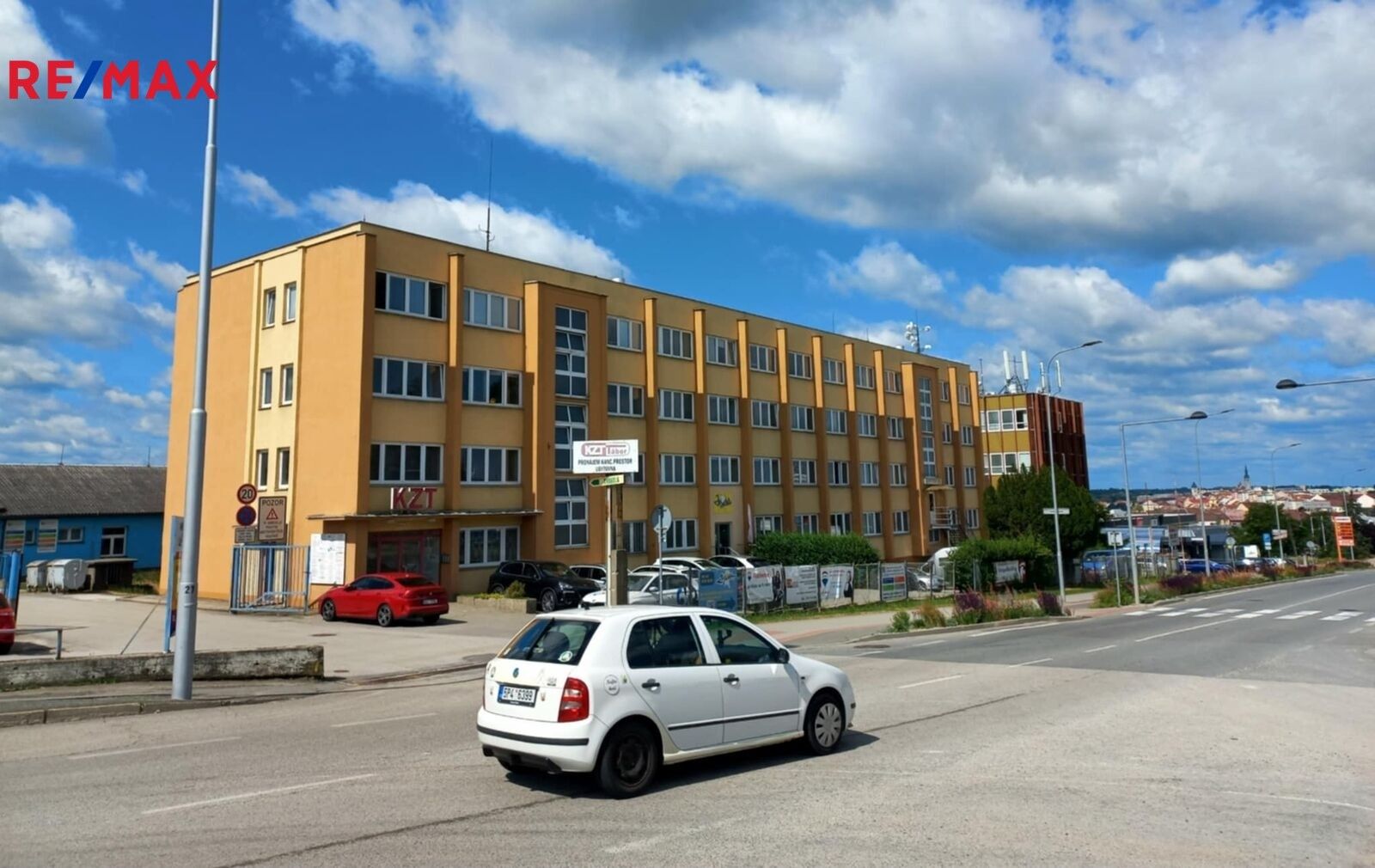Kanceláře, Chýnovská 2217, Tábor, 17 m²