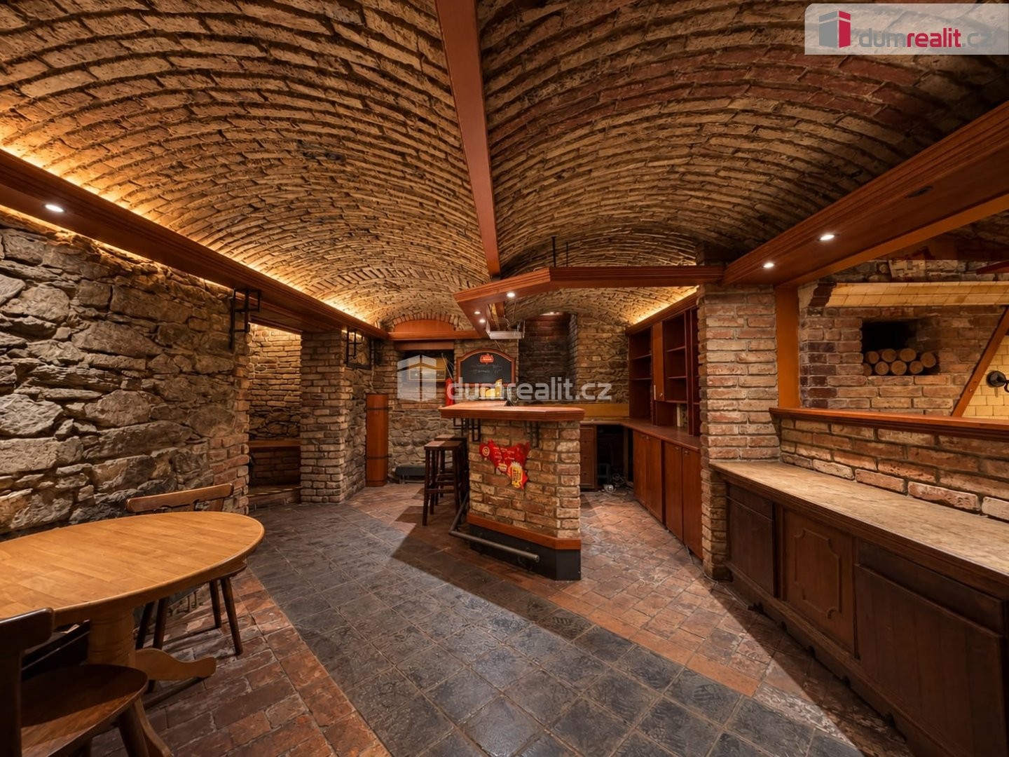 Restaurace · 130 m² · Blatenská, Chomutov - 3