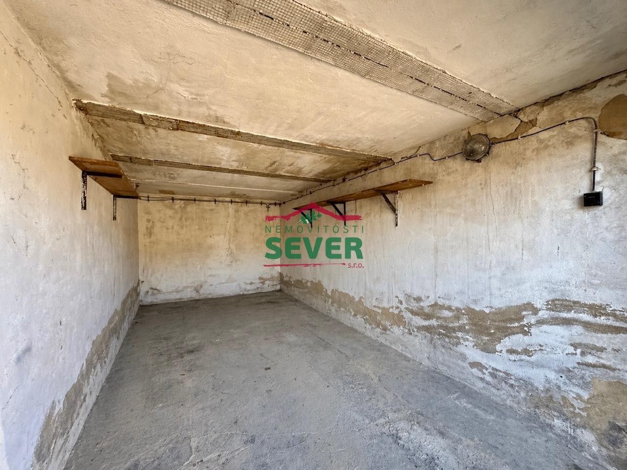 Garáže, Bezručova, Duchcov, 18 m² - 2
