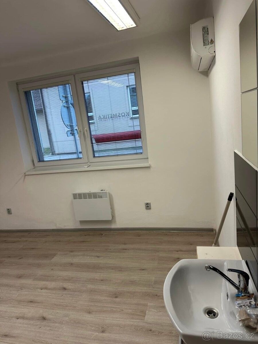 Ostatní, Babice u Uherského Hradiště, 687 03, 16 m²