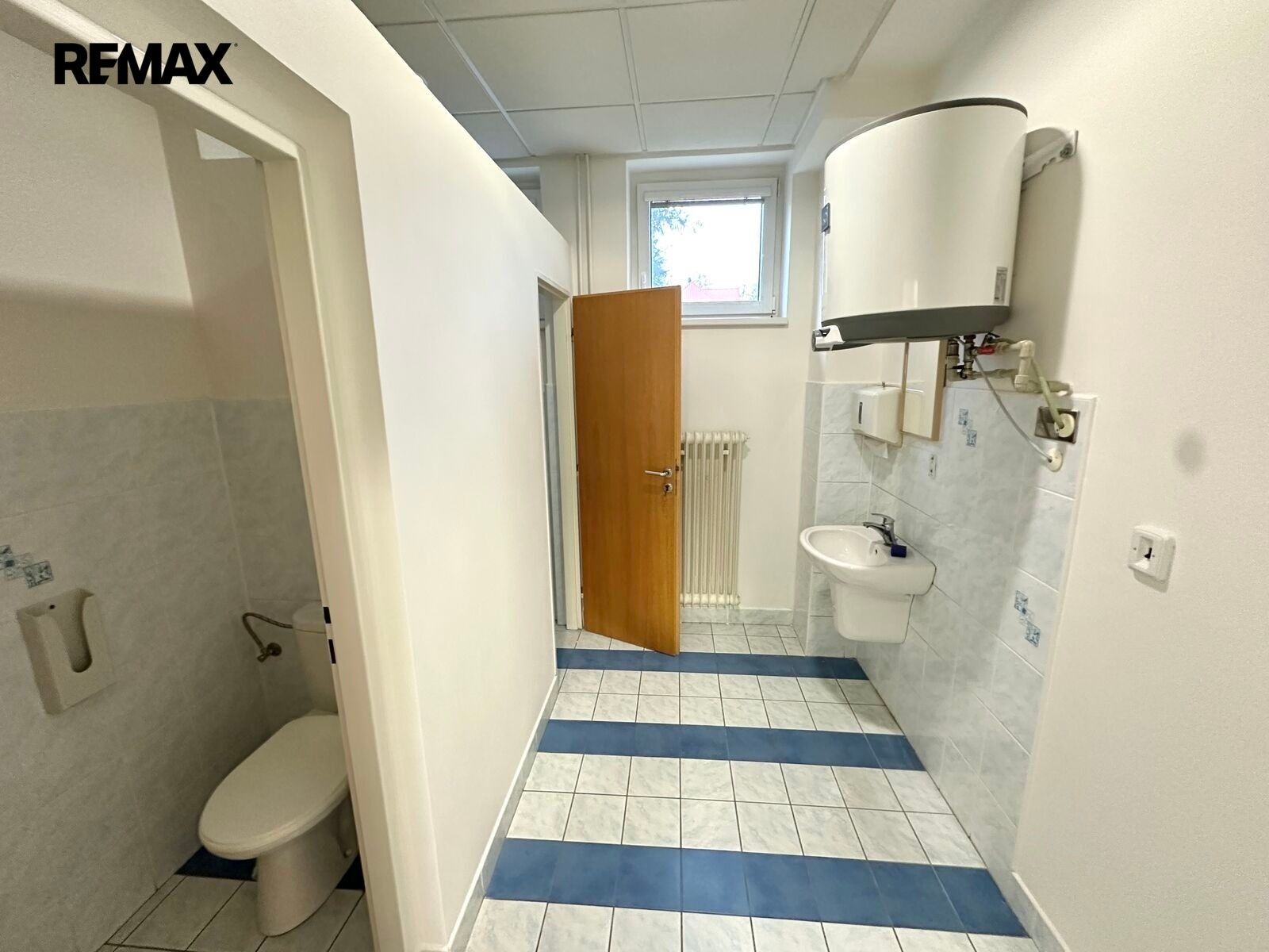 Pronájem kancelář - Jiráskova 1284, Vsetín, 45 m² - 5
