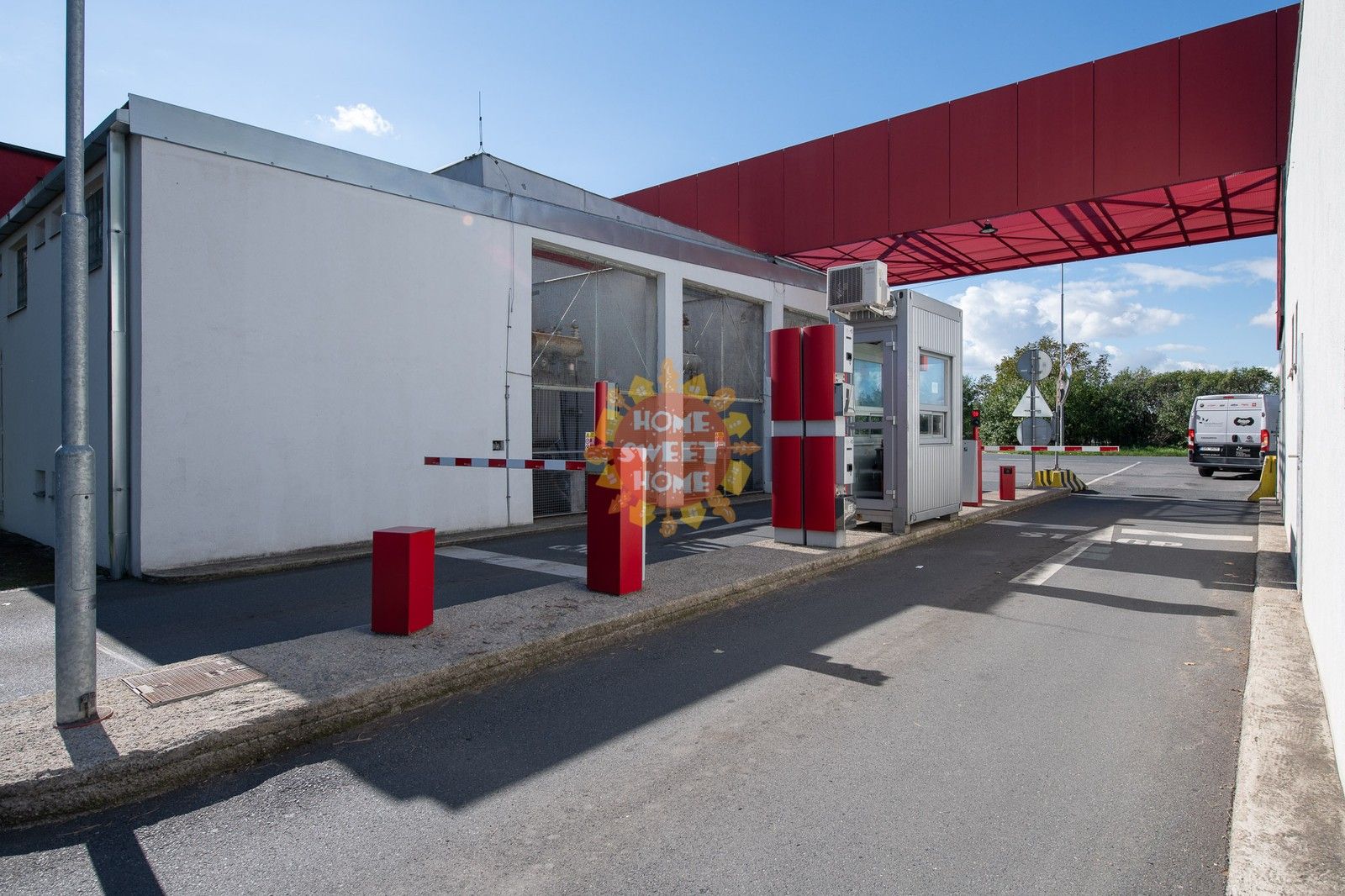 Pronájem kancelář - Ve žlíbku 1800, Praha, 75 m²