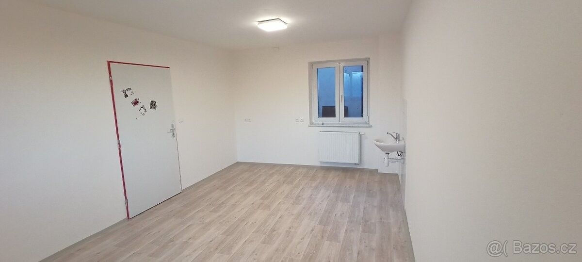 Obchodní prostory · Kravaře u Hlučína, 747 21 - 3
