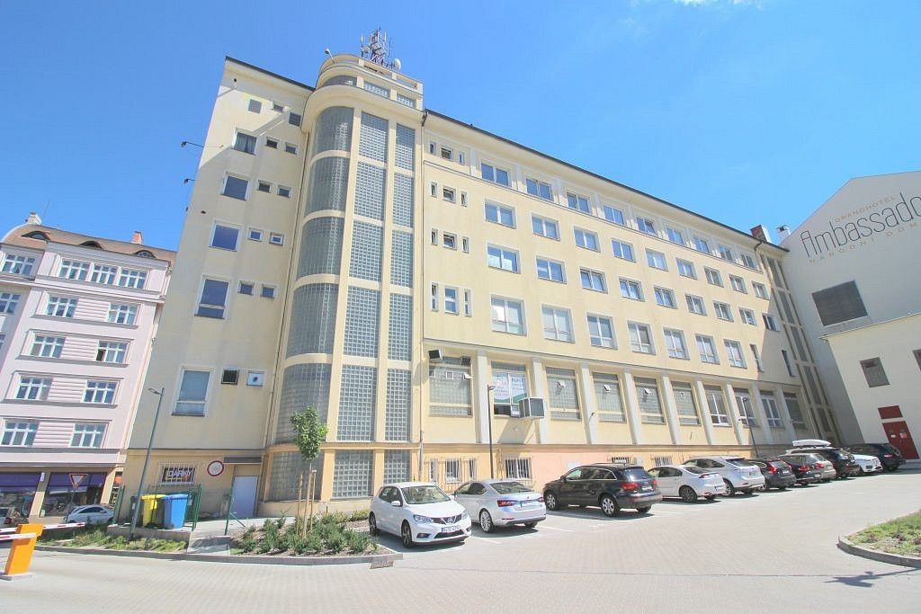 Kanceláře, Karlovy Vary, 612 m² - 1