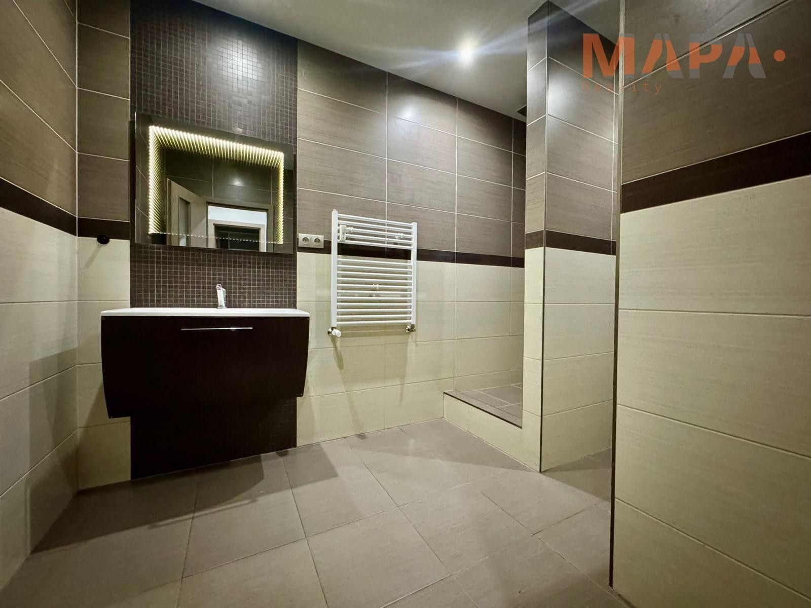 Pronájem byt 3+1 - 17. listopadu  , Chomutov, 78 m²