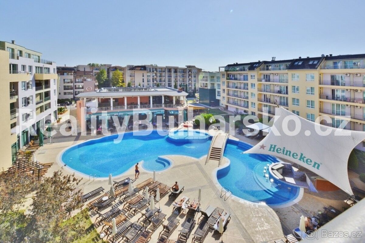 Byty, 987 66, Zahraničí