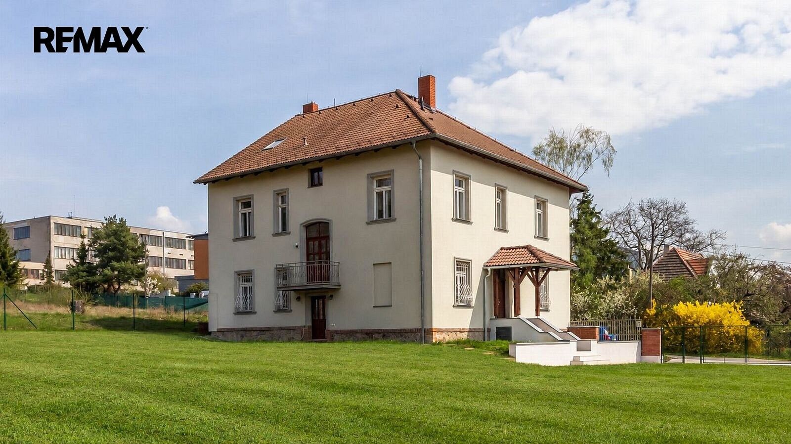 Obchodní prostory, 403 m²