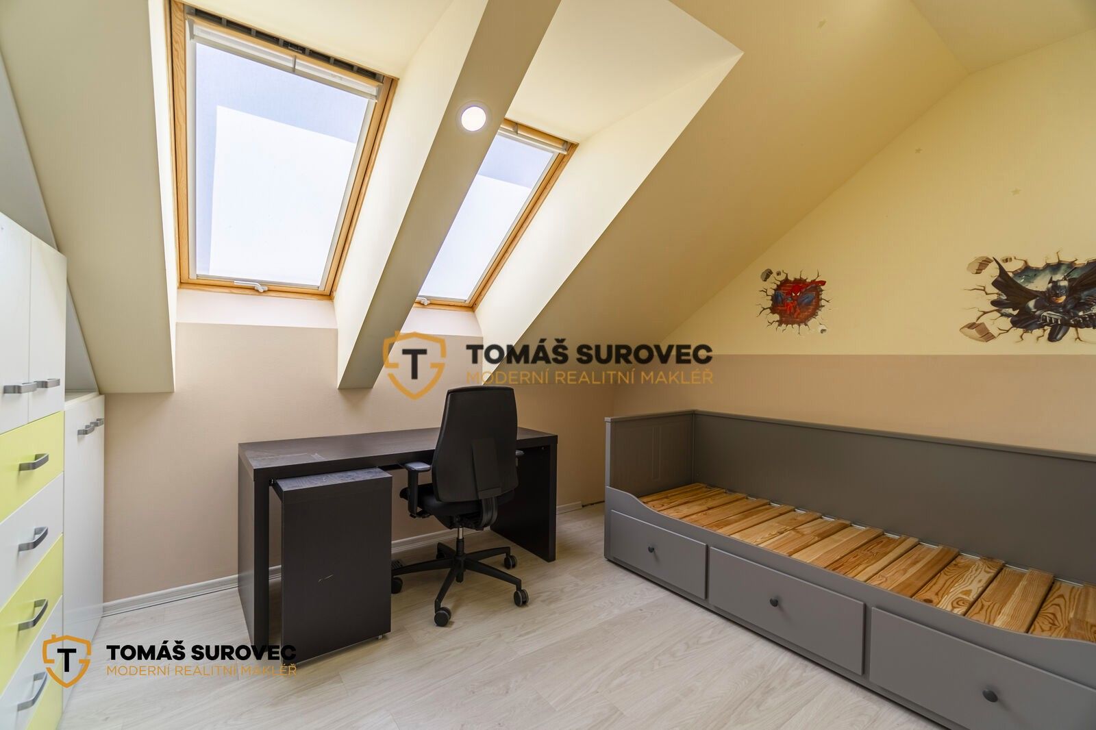 Pronájem byt - Sokolská, Hvozdná, 28 m²