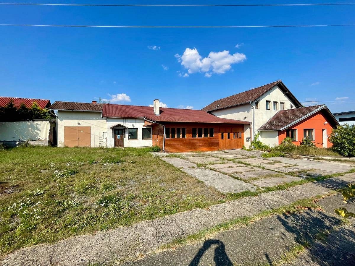 Rodinné domy, Řehenice - Křiváček, okres Benešov, Středočeský kraj, 370 m² - 1