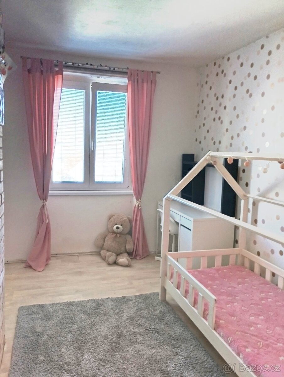 Byty, Řevničov, 270 54