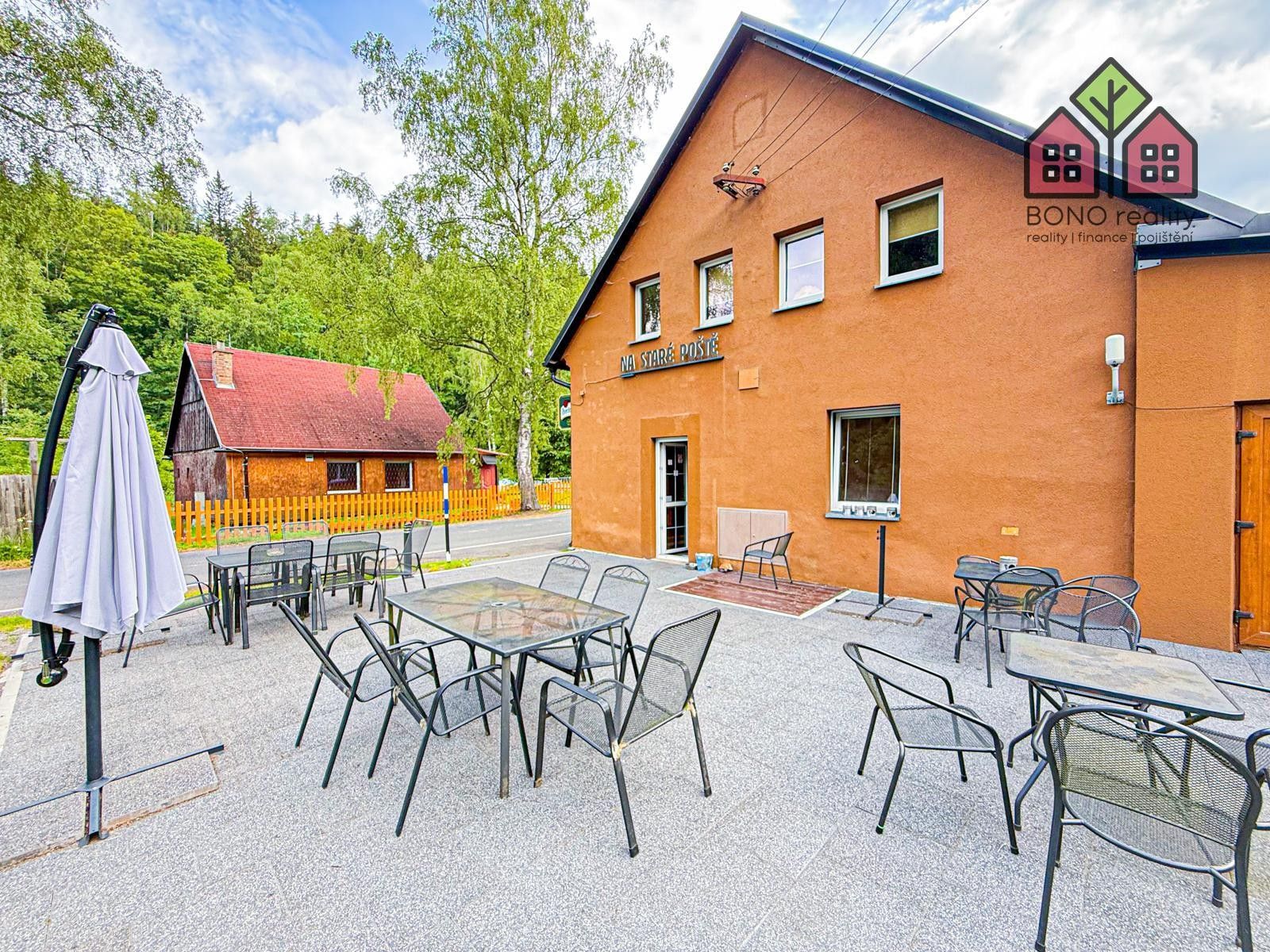 Restaurace · 216 m² · Český Jiřetín - 4