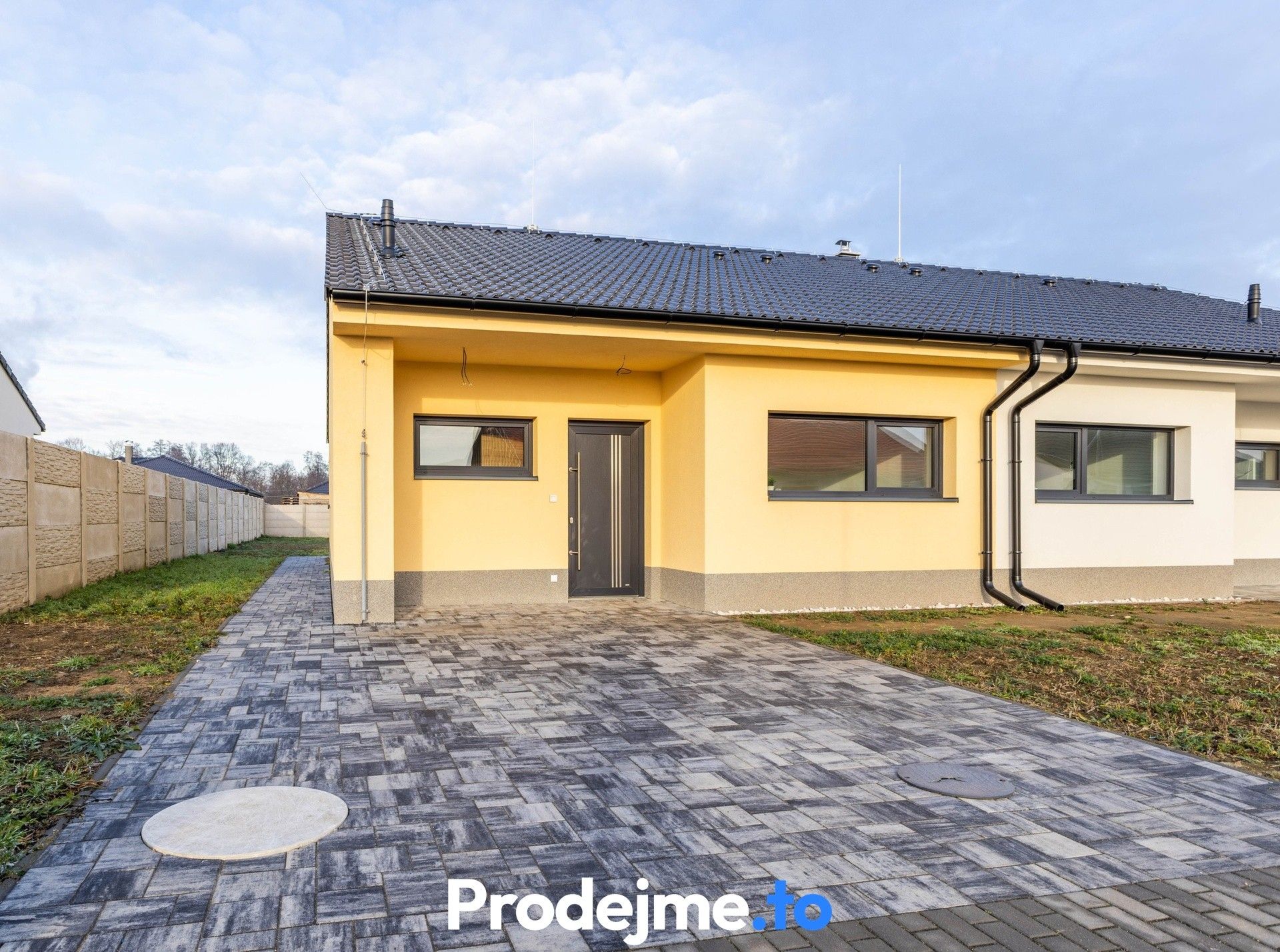 Prodej dům - Hevlín, 81 m² - 5