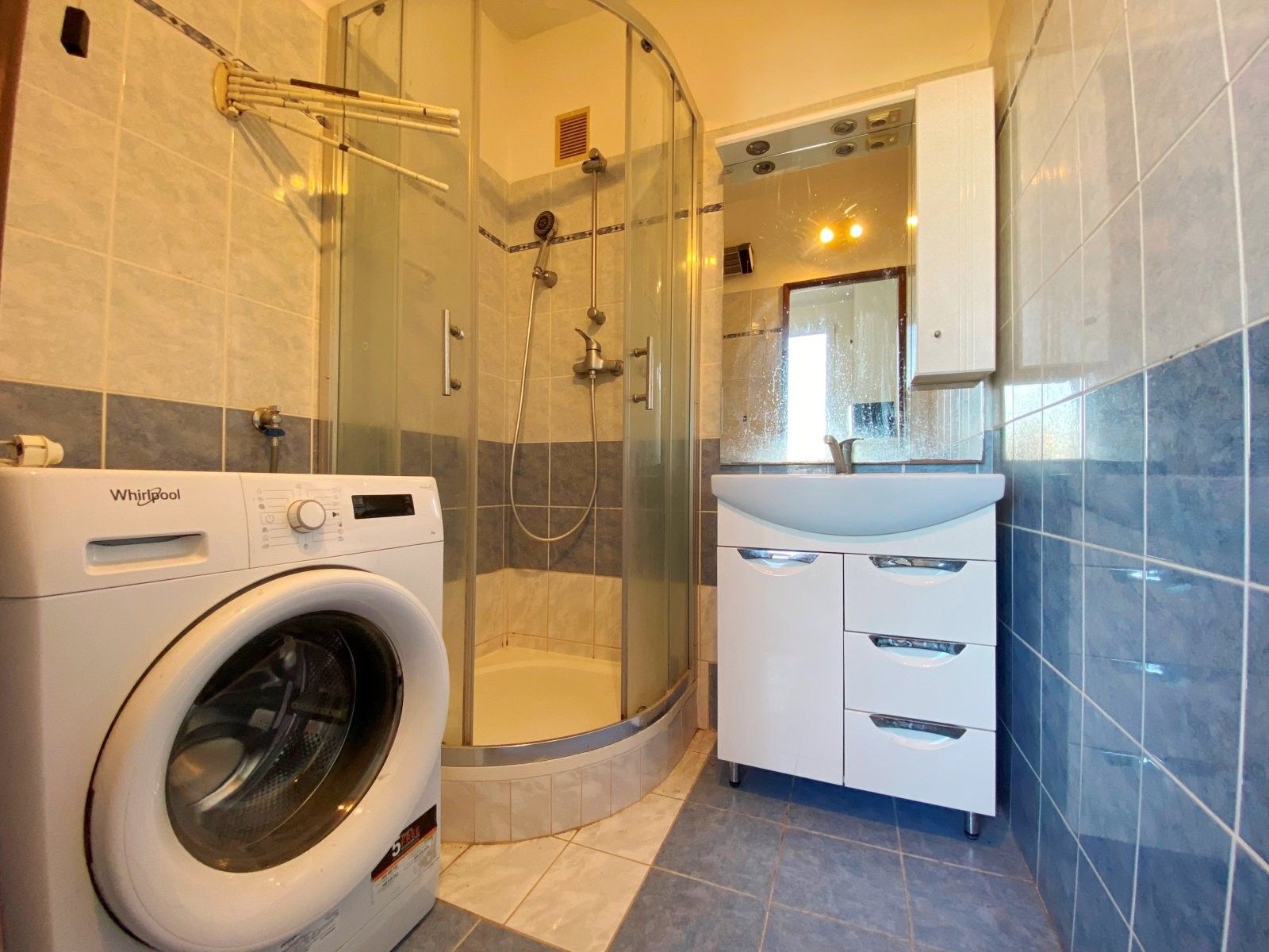 Pronájem byt 3+1 - sídliště Vajgar 651, Jindřichův Hradec III, 64 m² - 2